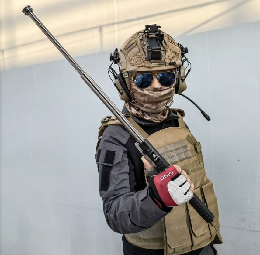 BUY 2 GET 5% OFF & FREE SHIPPING🔒✨Retractable Baton with Safety Lock