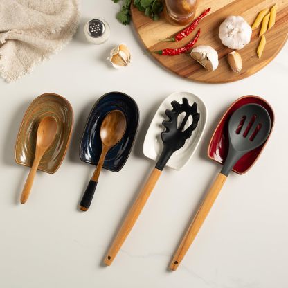 Ceremic Spoon Rest for Stove Top, Spoon Holder for Kitchen Counter, Coffee Spoon Rest, Cooking Utensil Rest for Ladles, Kitchen Decor, Housewarming Gifts, 1 pack (white)