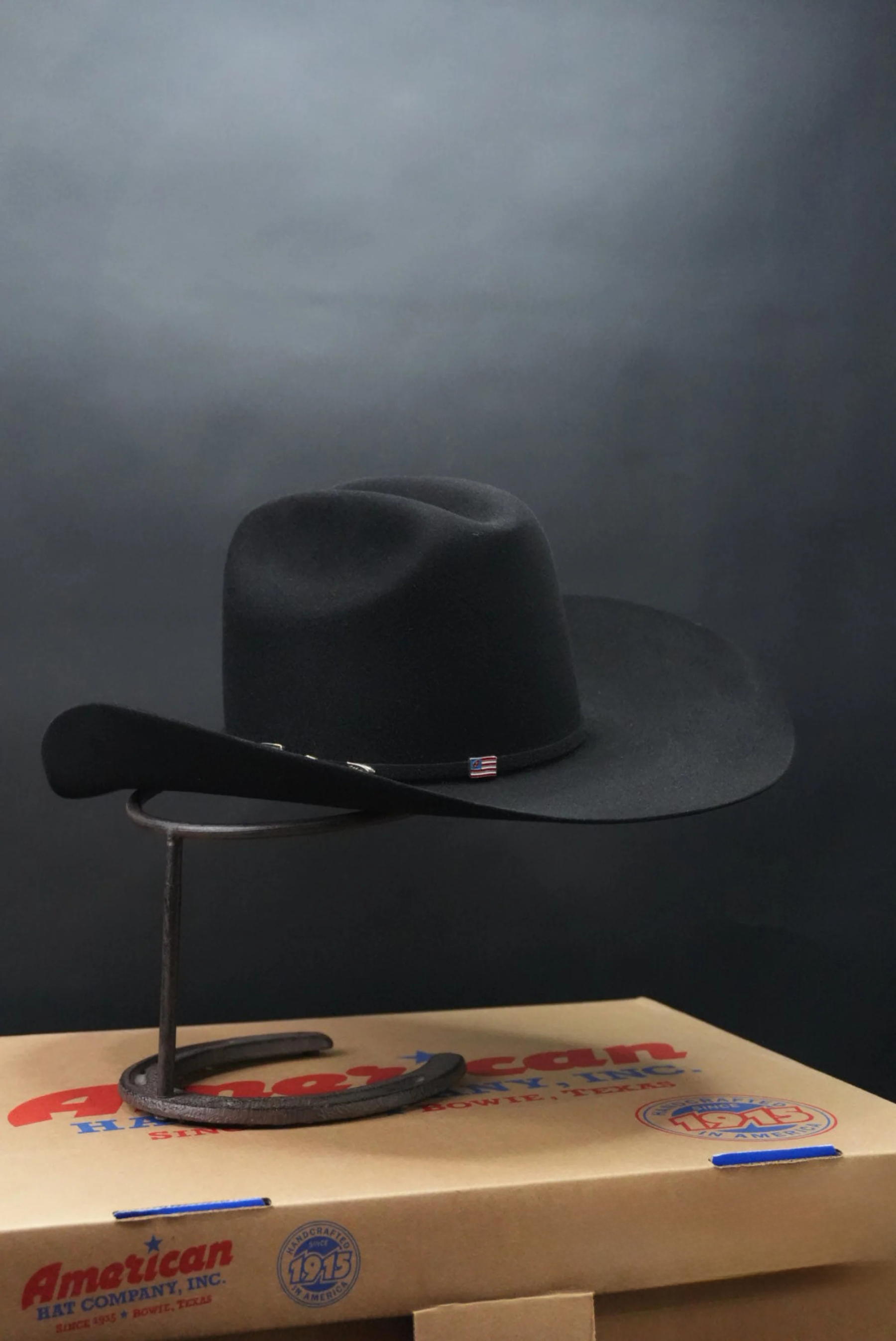 100X American Felt Hat Black
