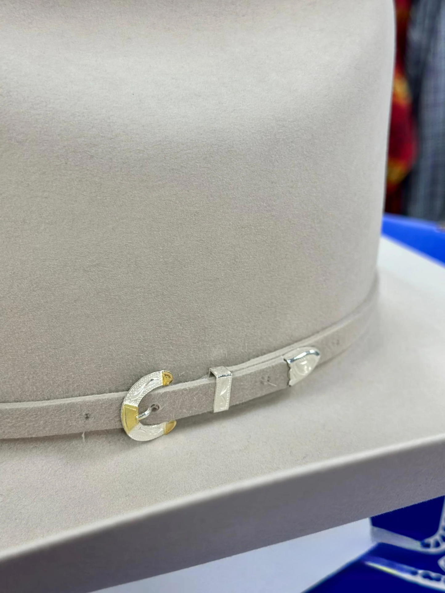 Rodeo King 1000X Silver Belly Top Hand