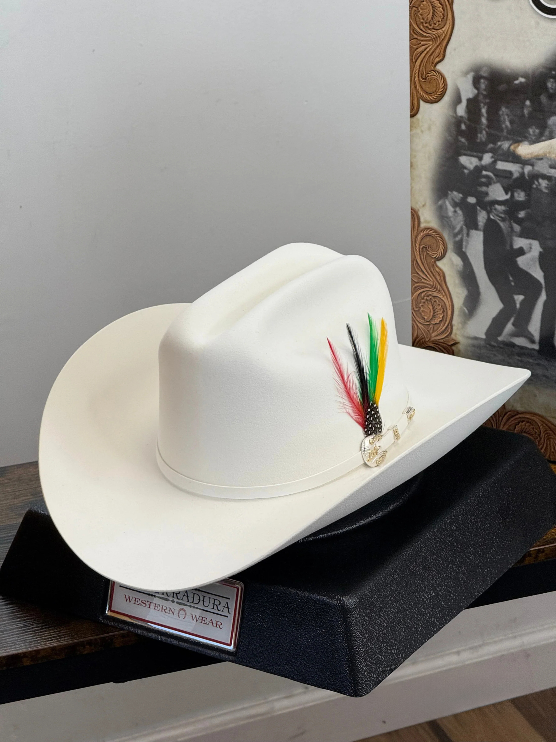 LARRY MAHAN´S 1000X WHITE IMPERIAL LUXURIOS