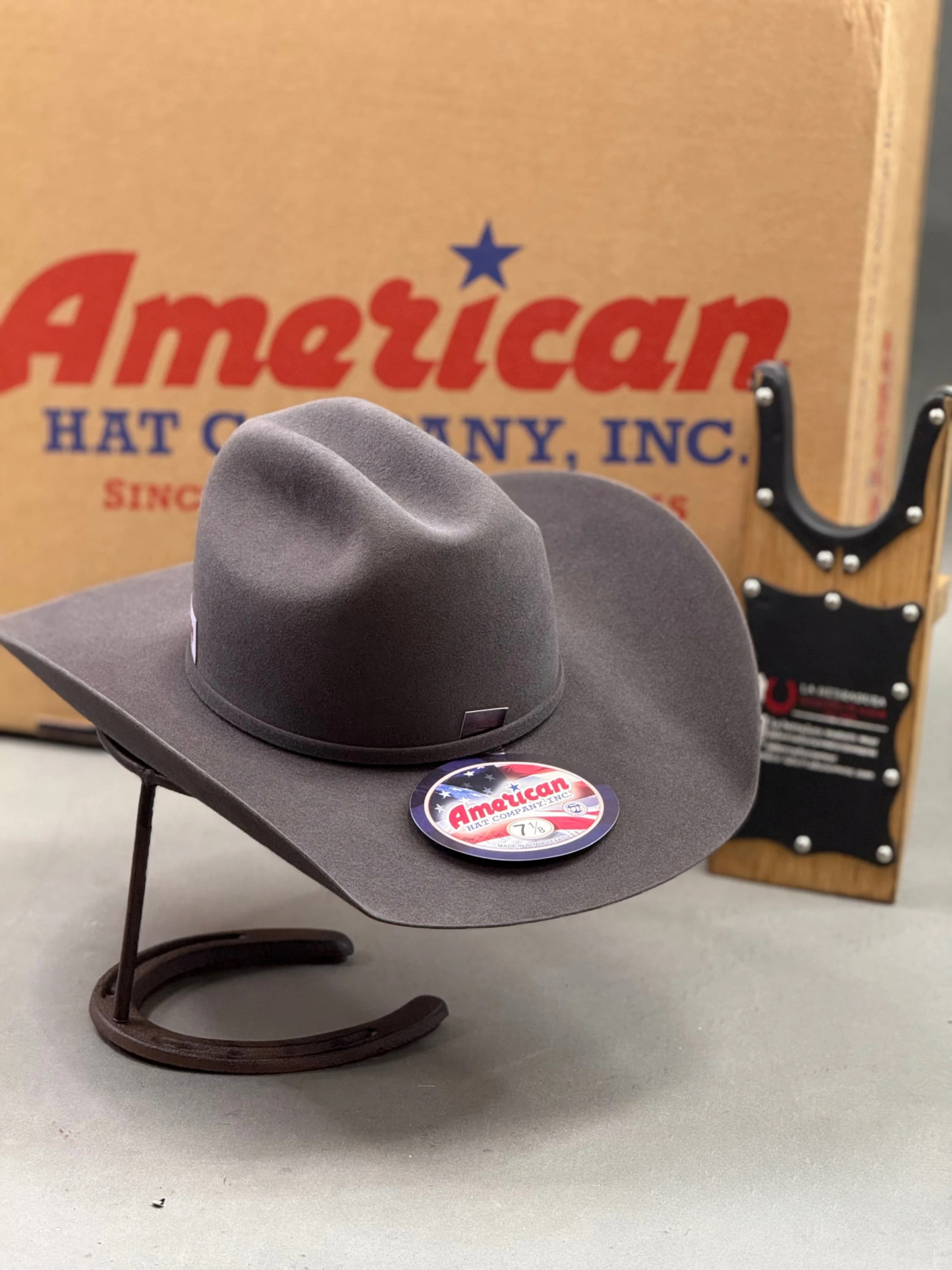 10X American Felt Hat Steel