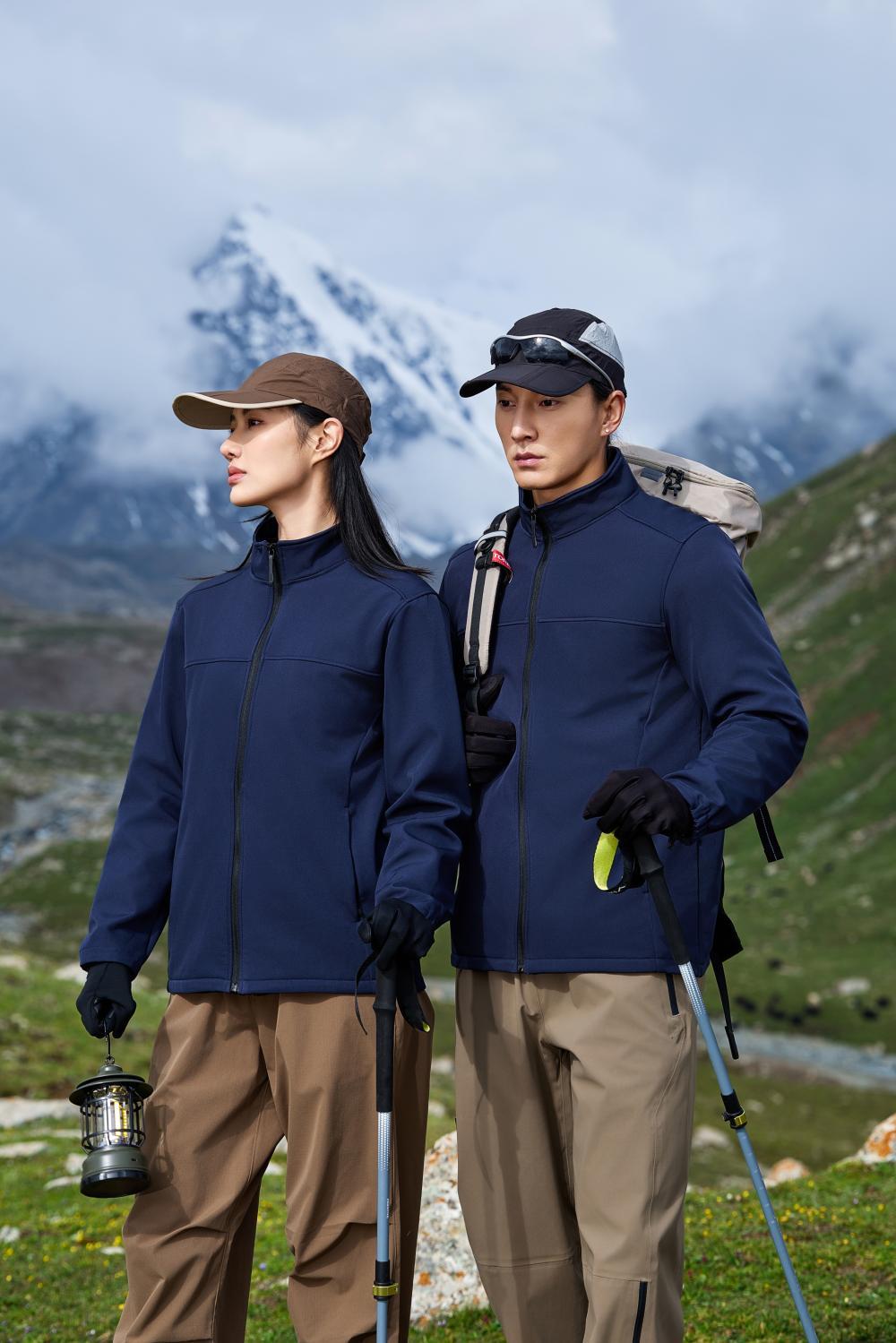 Mock-neck softshell fleece jacket