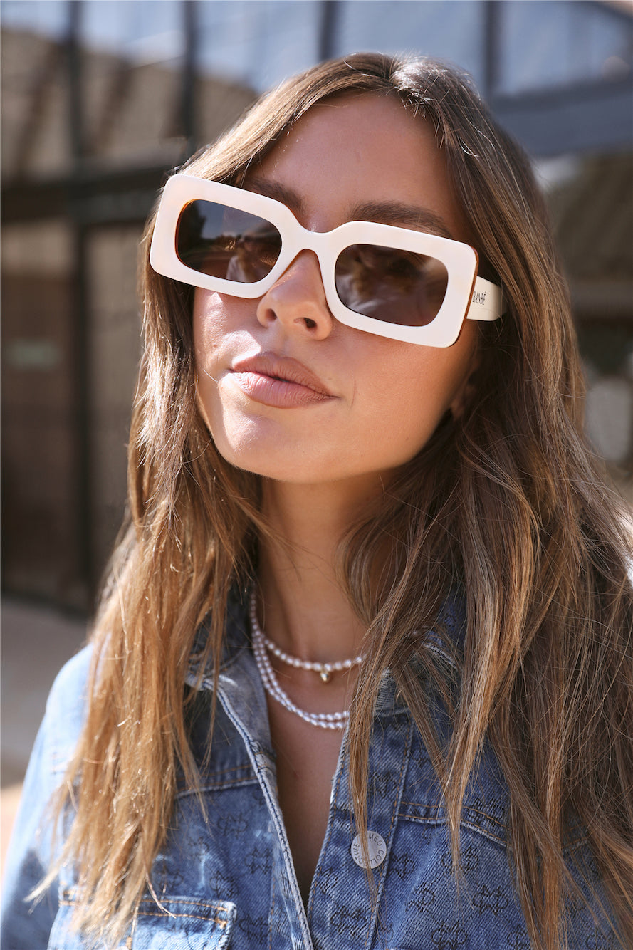 BANBÉ The Jones Sunglasses Ivory Maple Tort Cocoa-Roy Dress