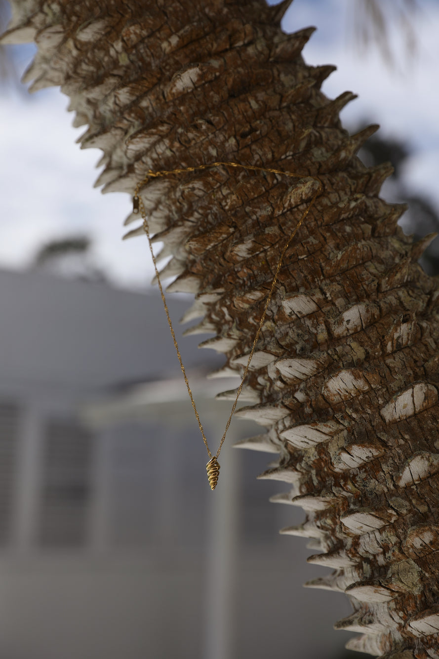 18k Gold Plated Cornucopia Necklace-Roy Dress