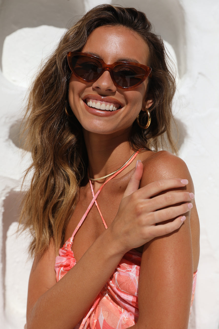 BANBÉ The Carla Sunglasses Honey Tort-Brown-Roy Dress