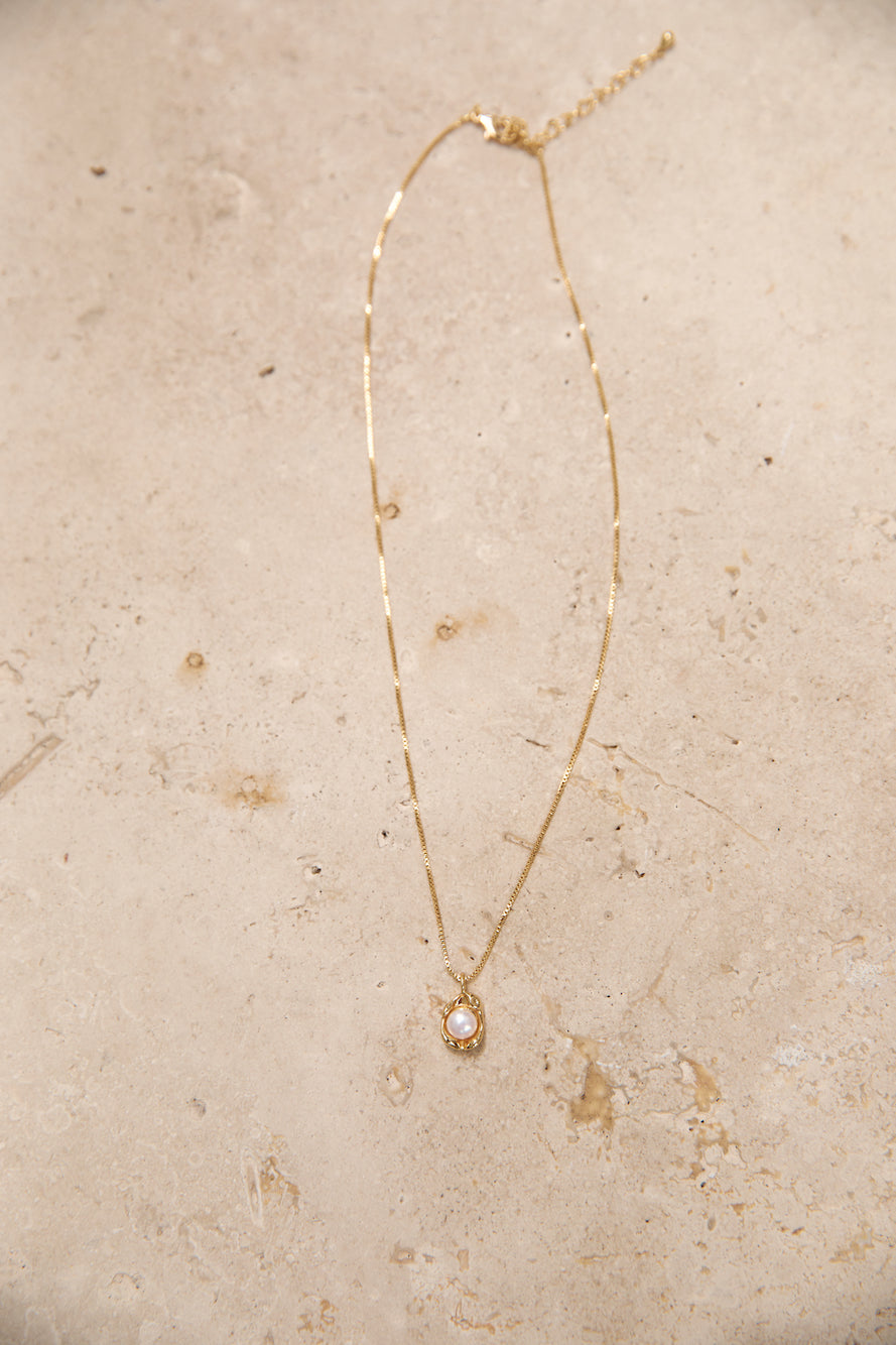 14k Gold Plated Island Near Necklace Gold-Roy Dress