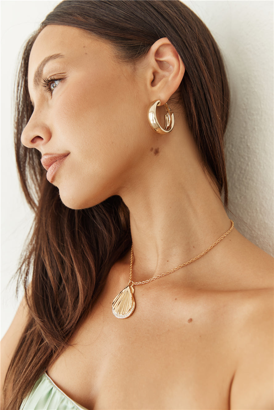 18k Gold Plated Seashore Necklace Gold-Roy Dress