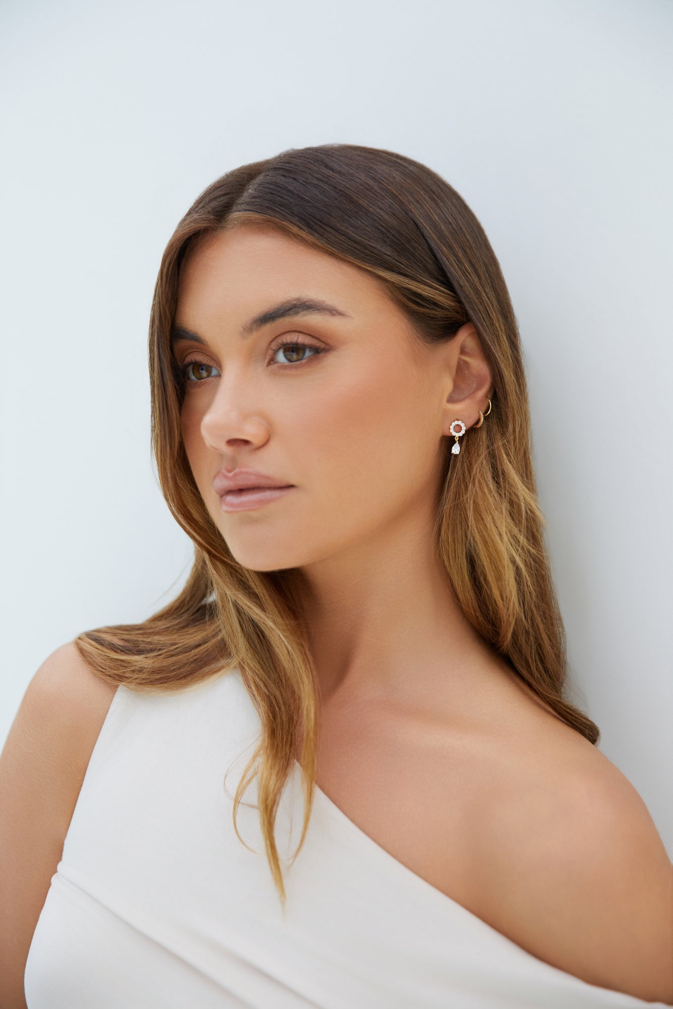 18K Gold Plated Crystal Moon Earrings Gold-Roy Dress