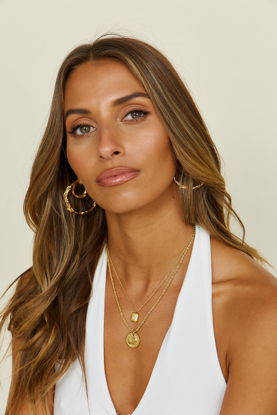 18k Gold Plated Deck Of Cards Necklace Gold-Roy Dress