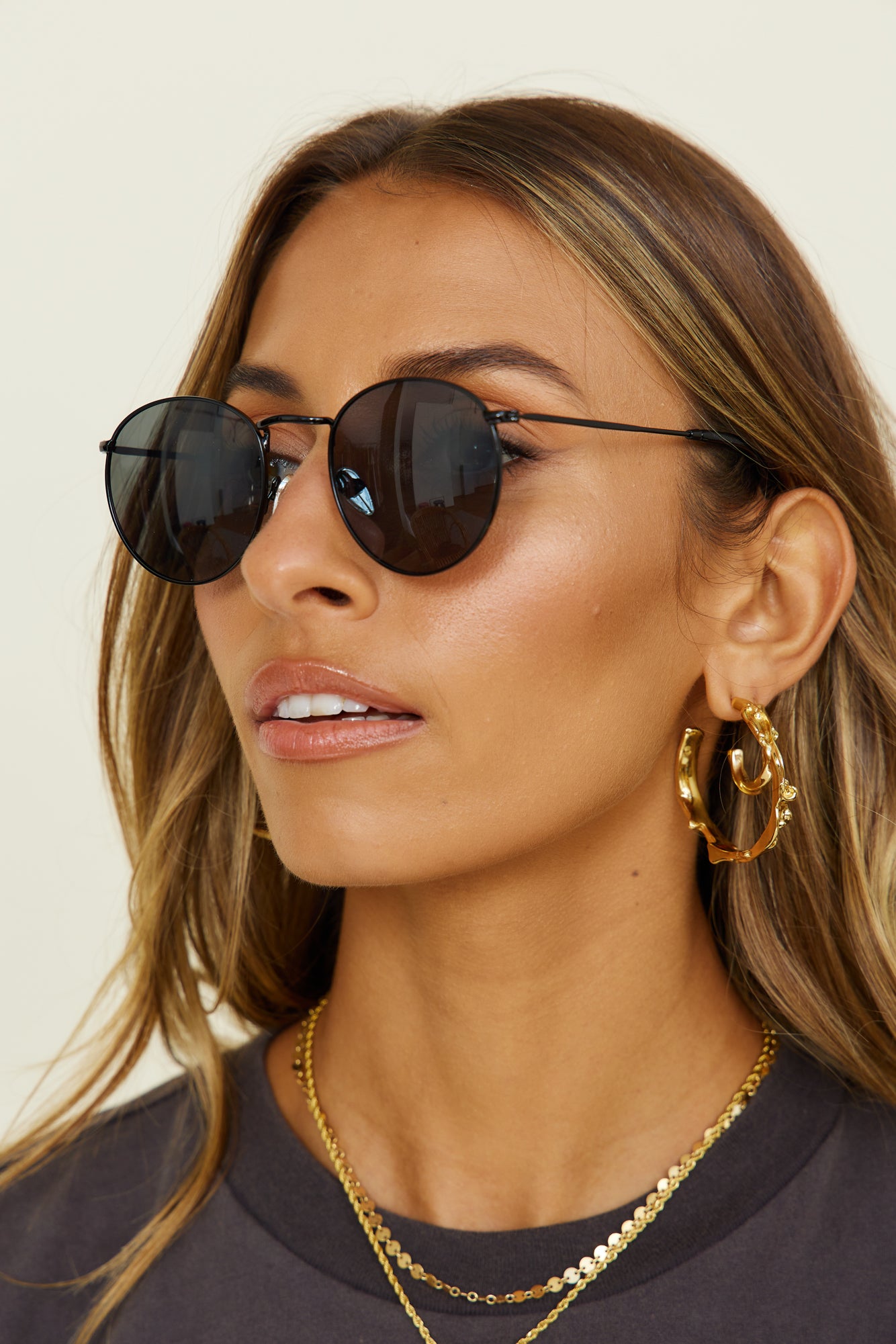 BANBÉ The Hawkins Sunglasses Black Smoke-Roy Dress