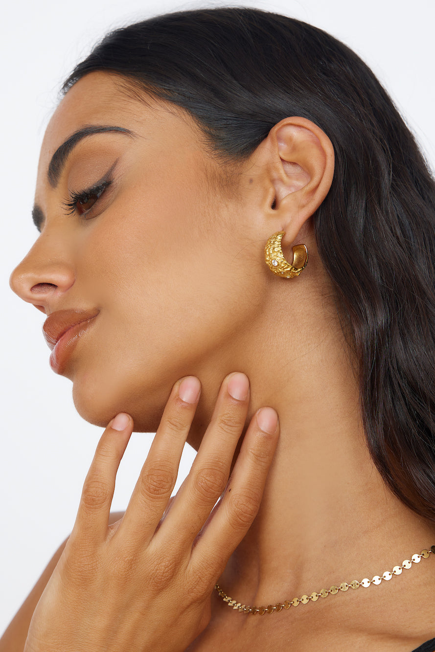 18k Gold Cliff Side Earrings Gold-Roy Dress