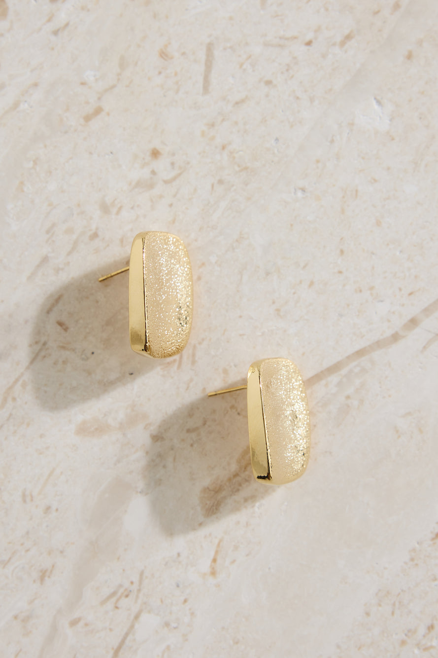 18K Gold Plated Focused Earrings Gold-Roy Dress