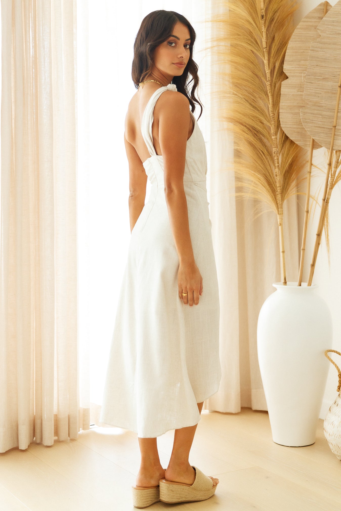 Juliena Maxi Dress Beige-Roy Dress