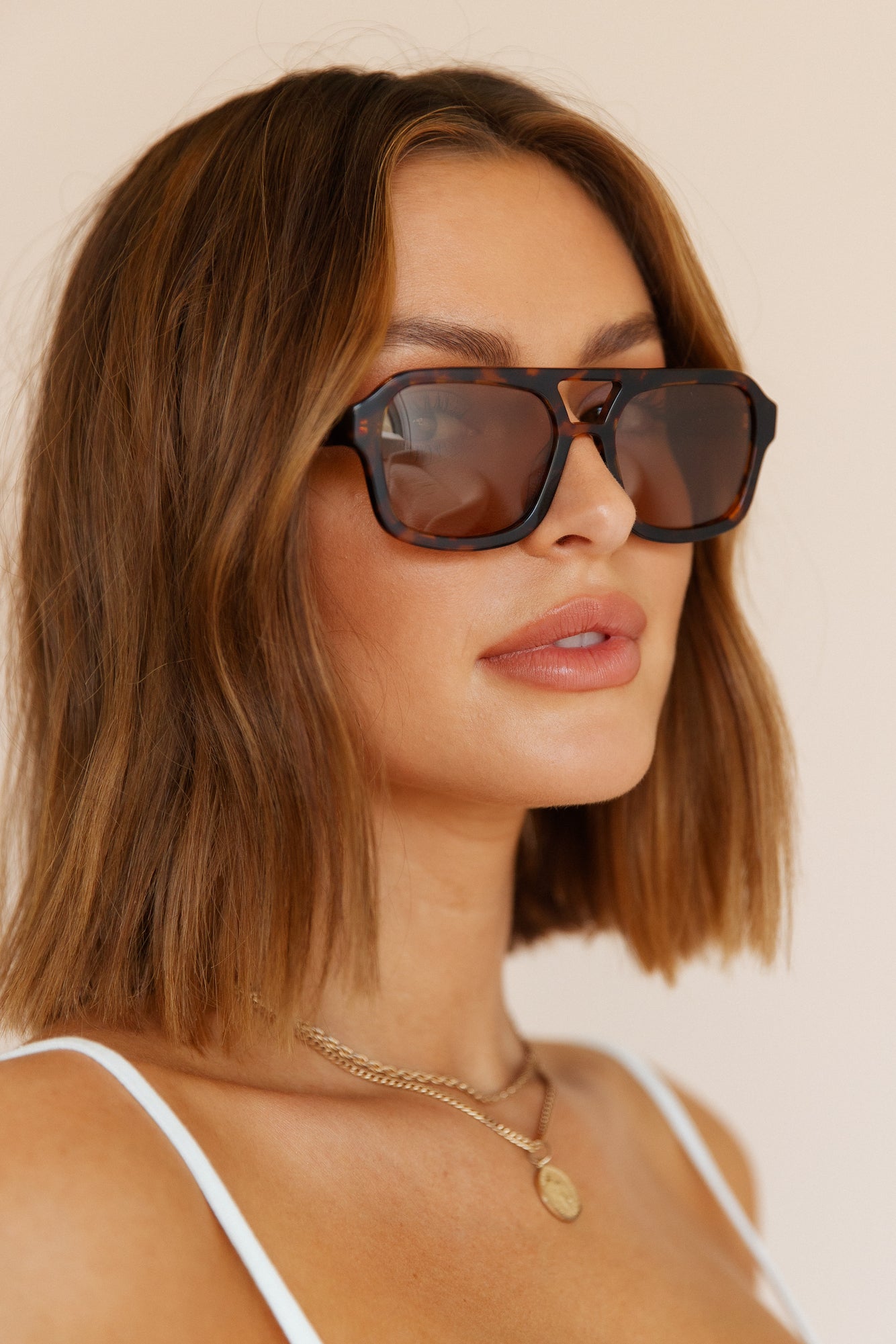 BANBÉ The Moss Sunglasses Havana Caramel-Roy Dress