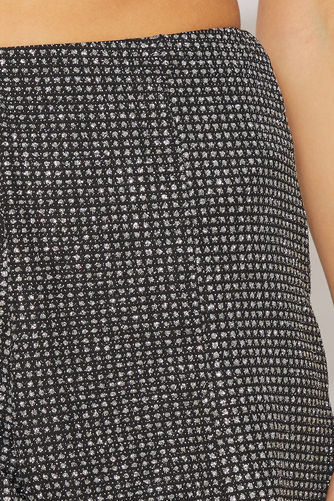 In The Moment Shorts Black-Roy Dress