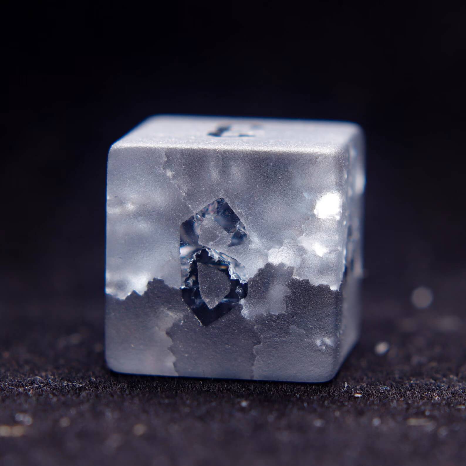 Black Sparkle D&D Gem Dice Set – Matte Black, Sharp Edge, Perfect RPG Gift for Boyfriend