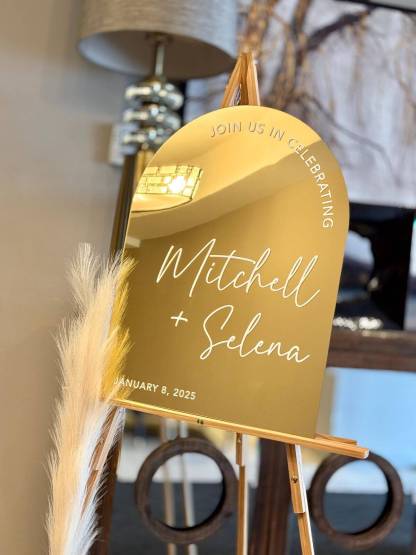 Custom Welcome Sign - Elegant Acrylic Mirror with Gold Accent, Perfect for Weddings & Events