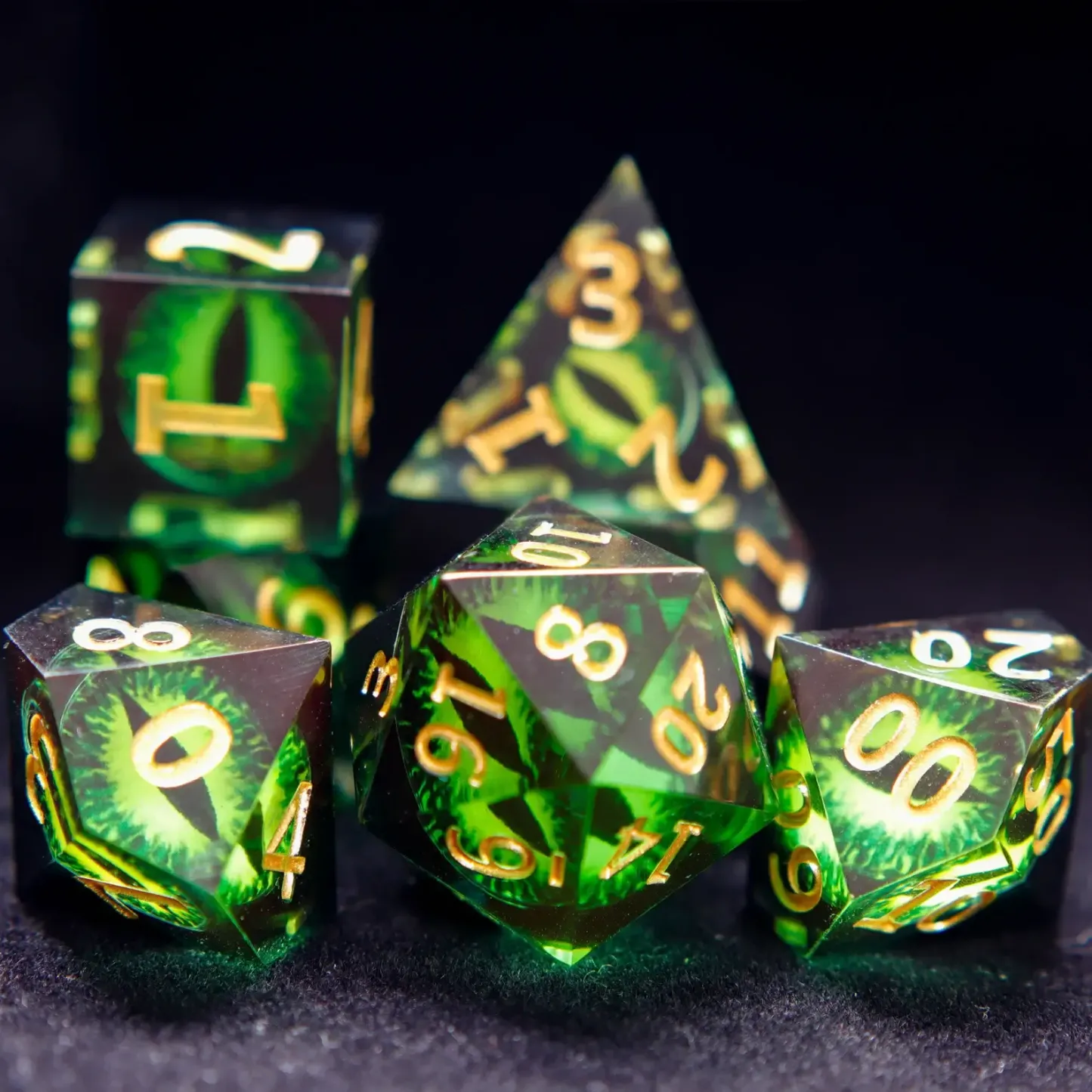 Demon’s Eye Dice Set – Green Eyes Sharp Edge D6 & D20, Perfect Gift-giftyourways