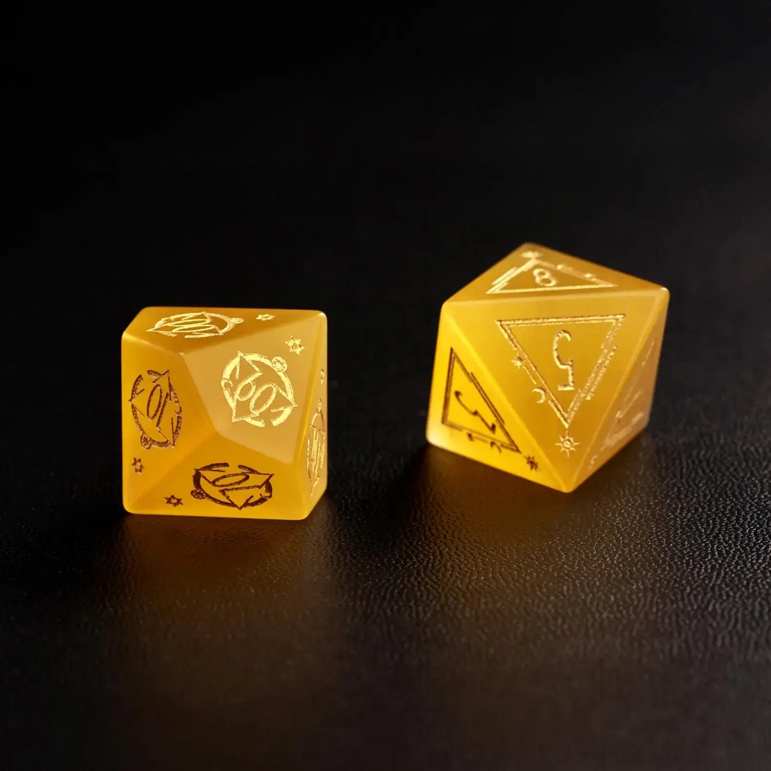 Yellow Cat Dice Set – Handcrafted DND Polyhedral Dice