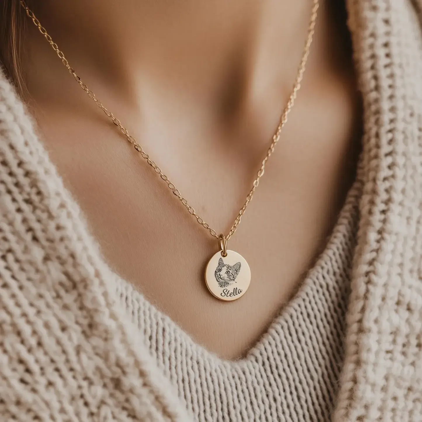 Personalized Pet Portrait Necklace | Custom Cat & Dog Jewelry