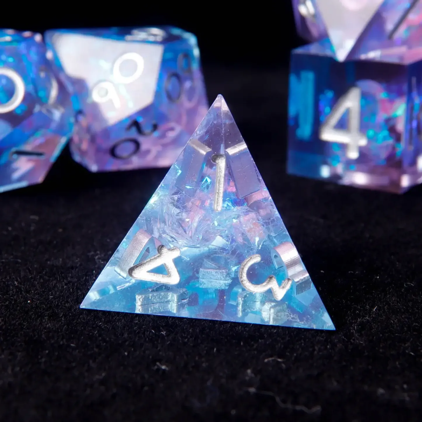 Light Purple & Blue DND Dice Set – Perfect Birthday Gift, Sharp Edge D&D Polyhedral Dice (D6, D20)