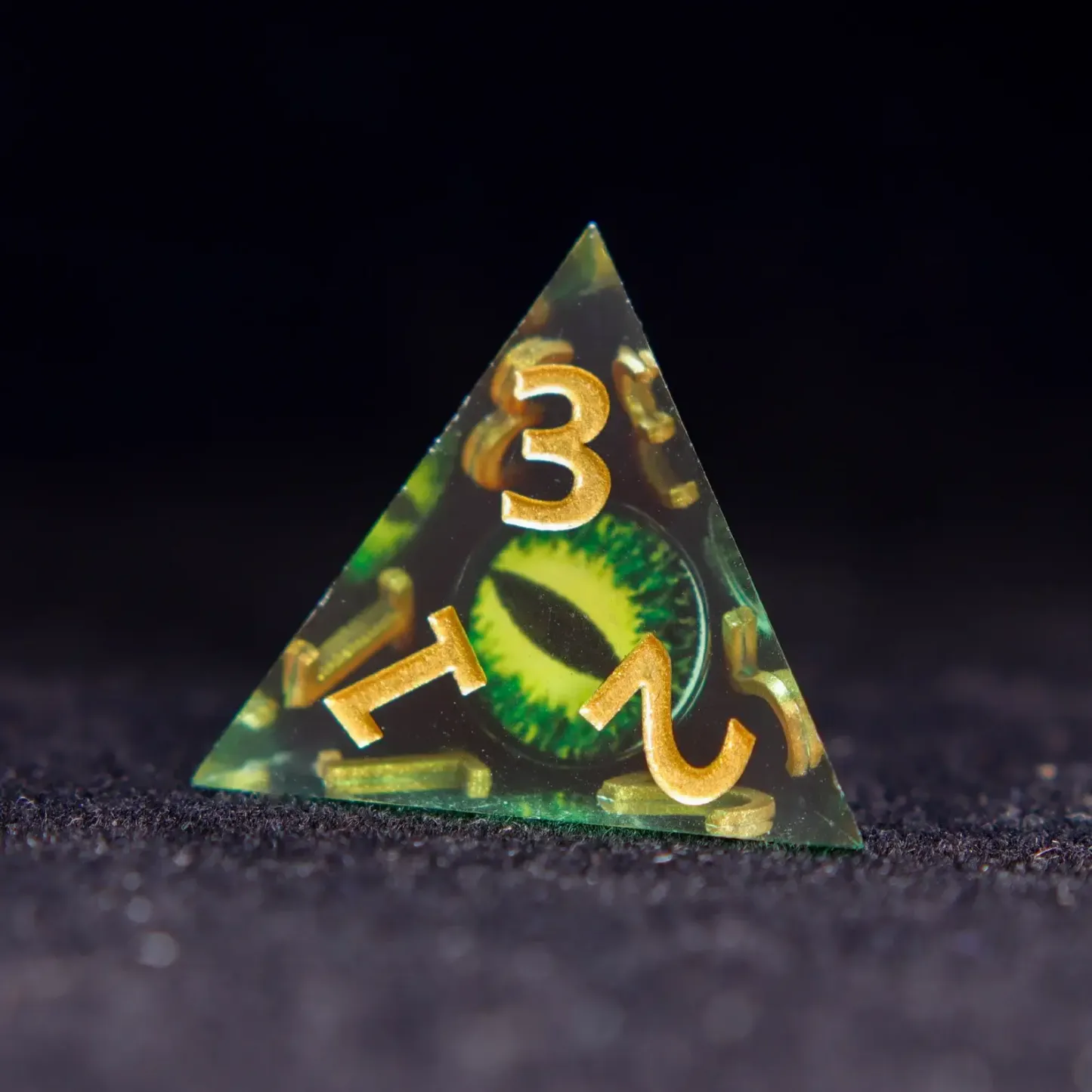 Demon’s Eye Dice Set – Green Eyes Sharp Edge D6 & D20, Perfect Gift-giftyourways