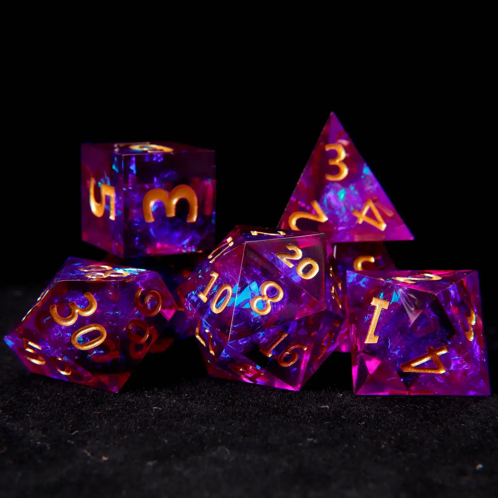 Light Purple D&D Dice Set – D20 & D6, Sharp Edge, Perfect RPG Gift