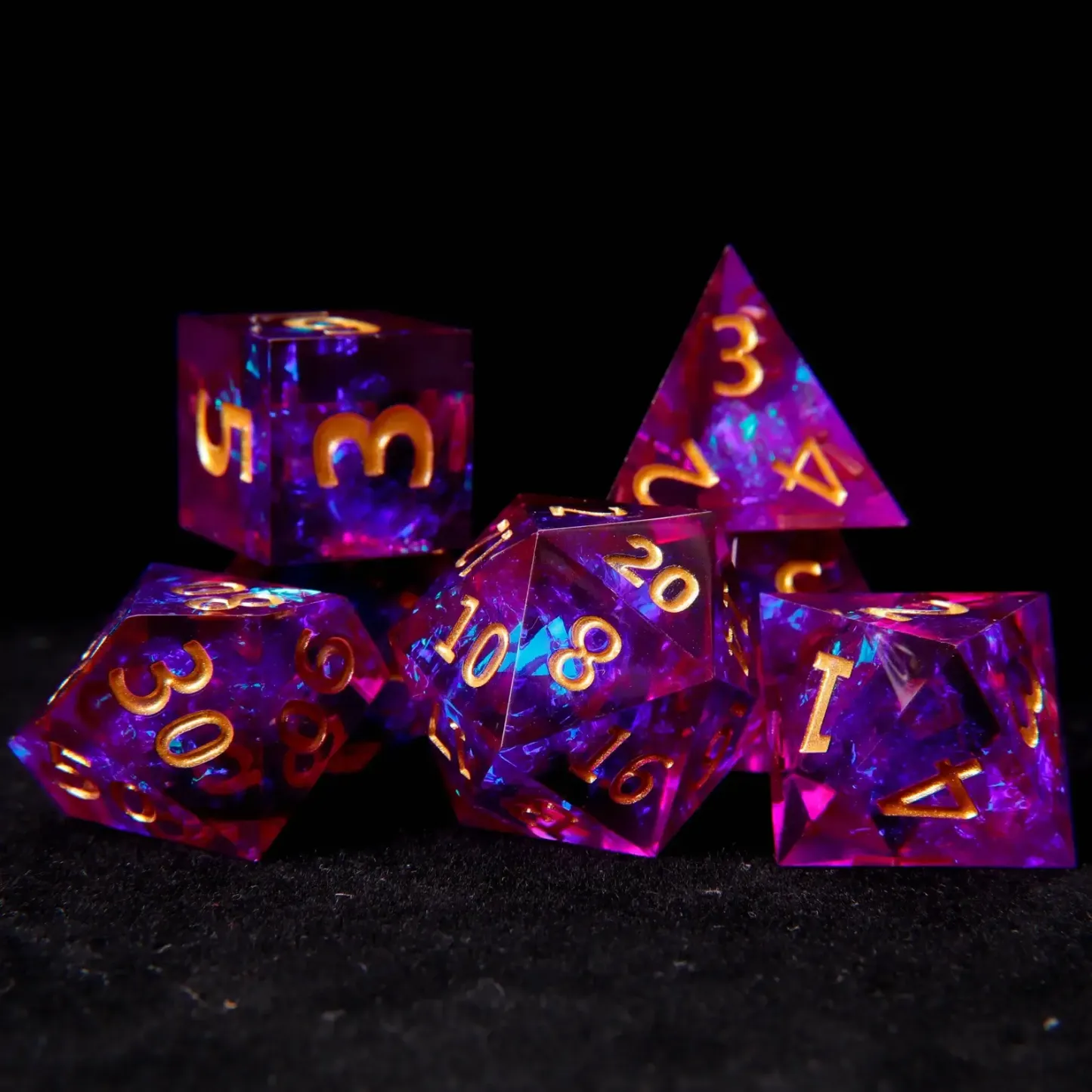 Light Purple D&D Dice Set – D20 & D6, Sharp Edge, Perfect RPG Gift