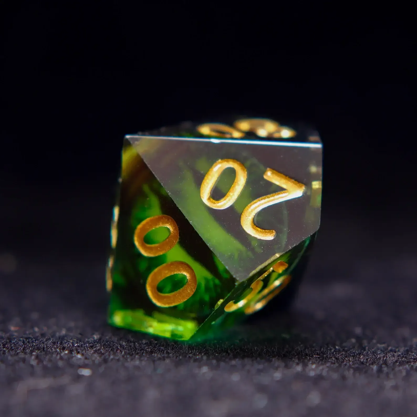 Demon’s Eye Dice Set – Green Eyes Sharp Edge D6 & D20, Perfect Gift-giftyourways
