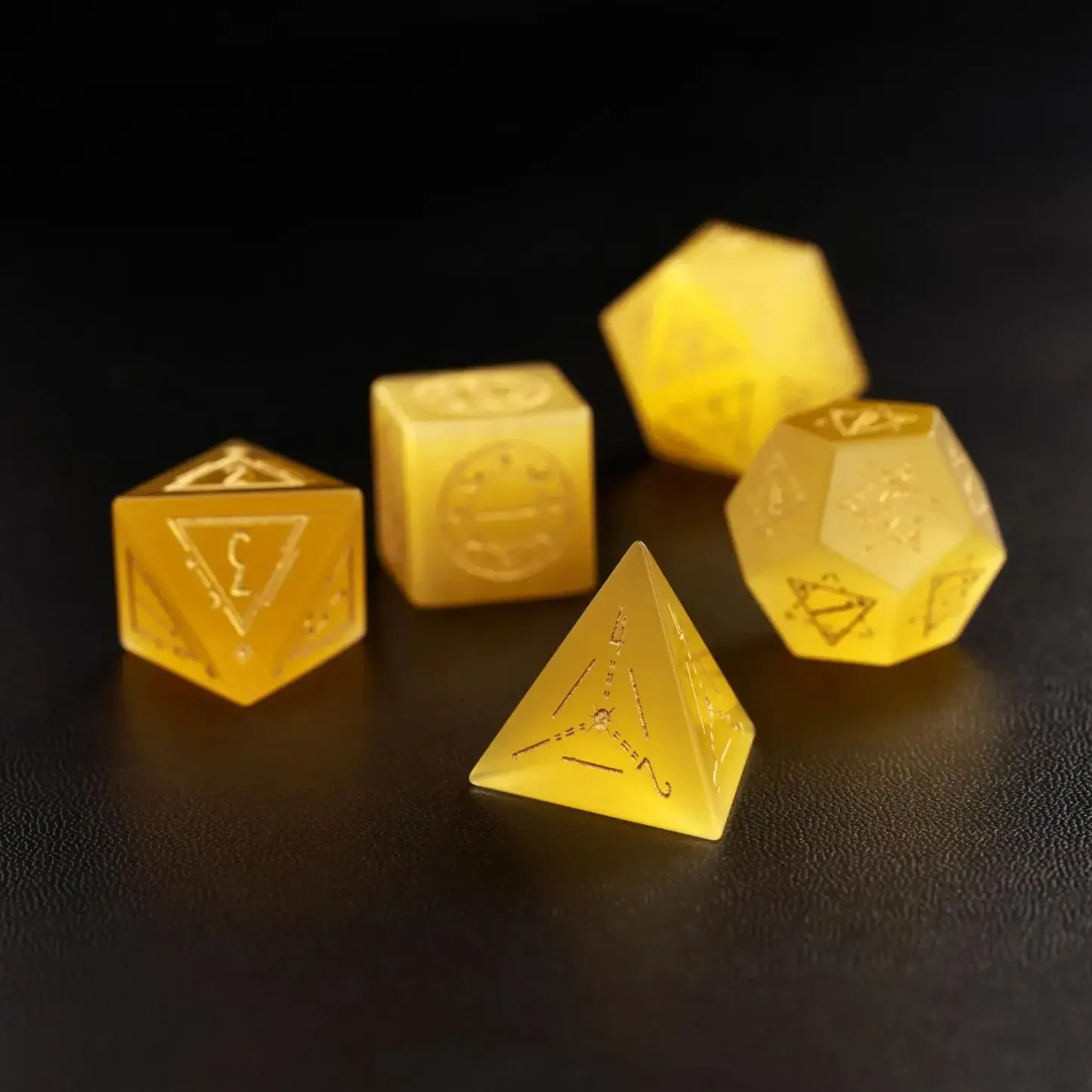 Yellow Cat Dice Set – Handcrafted DND Polyhedral Dice