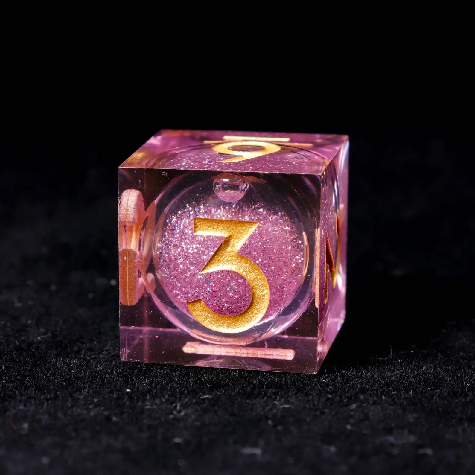 Pink Liquid Core DND Dice Set – Sharp D6 & D20, Birthday Gift for D&D Players