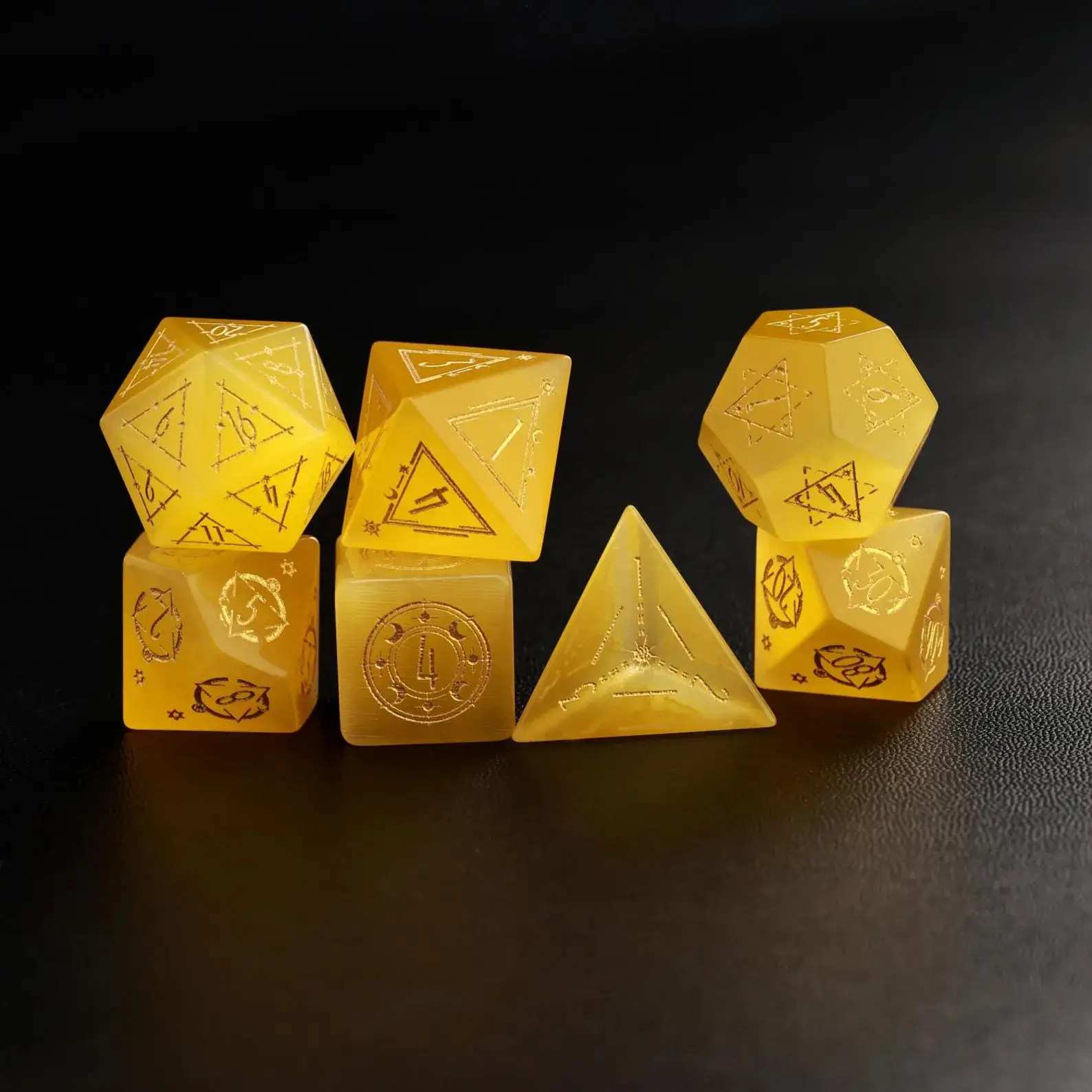 Yellow Cat Dice Set – Handcrafted DND Polyhedral Dice