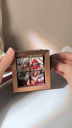 Hand-Cranked Flipbook Photo Frame – Custom Animation Box with Light, Unique Anniversary Gift