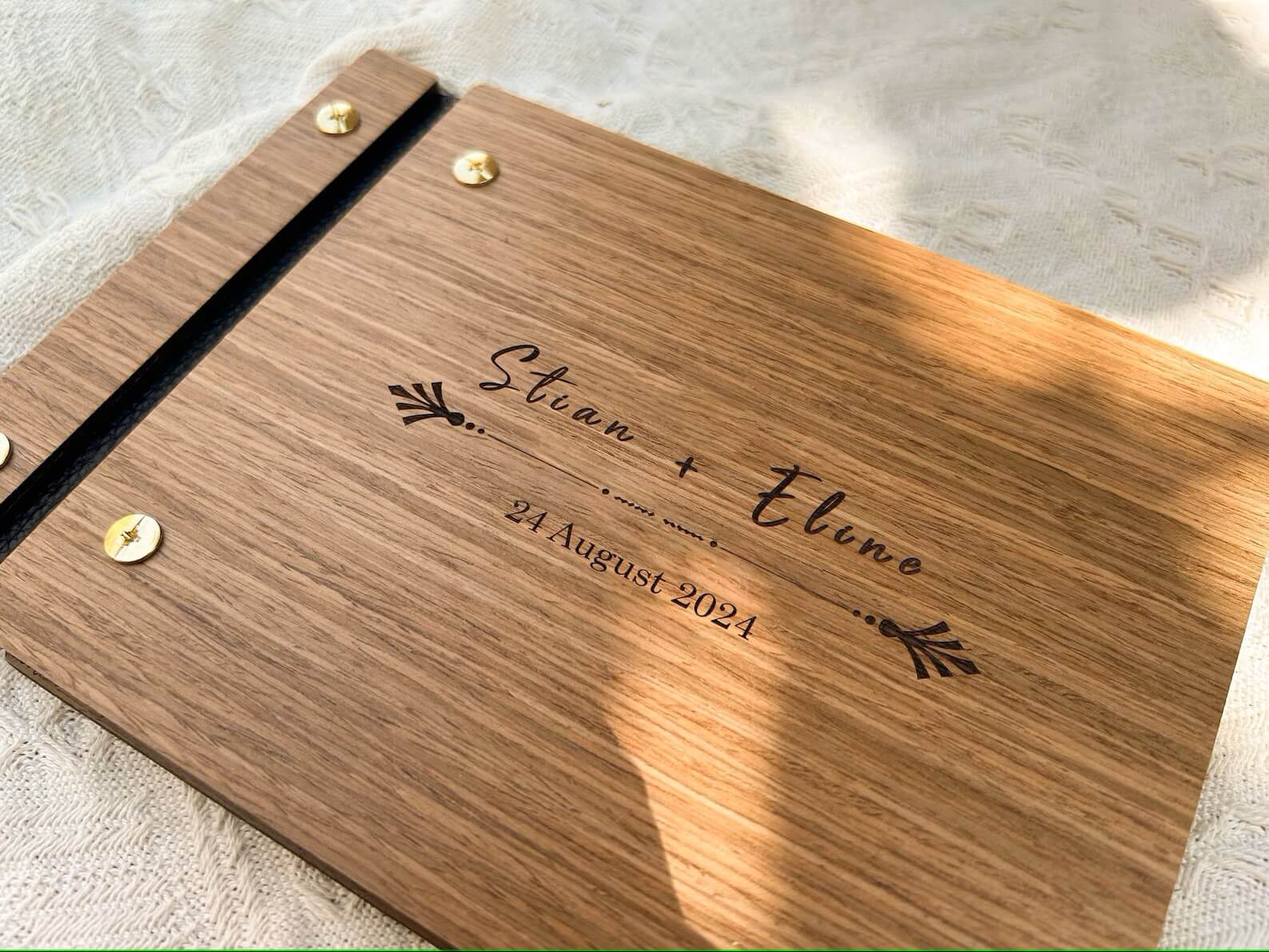 Custom Wedding Guestbook - Unique Wedding Gift