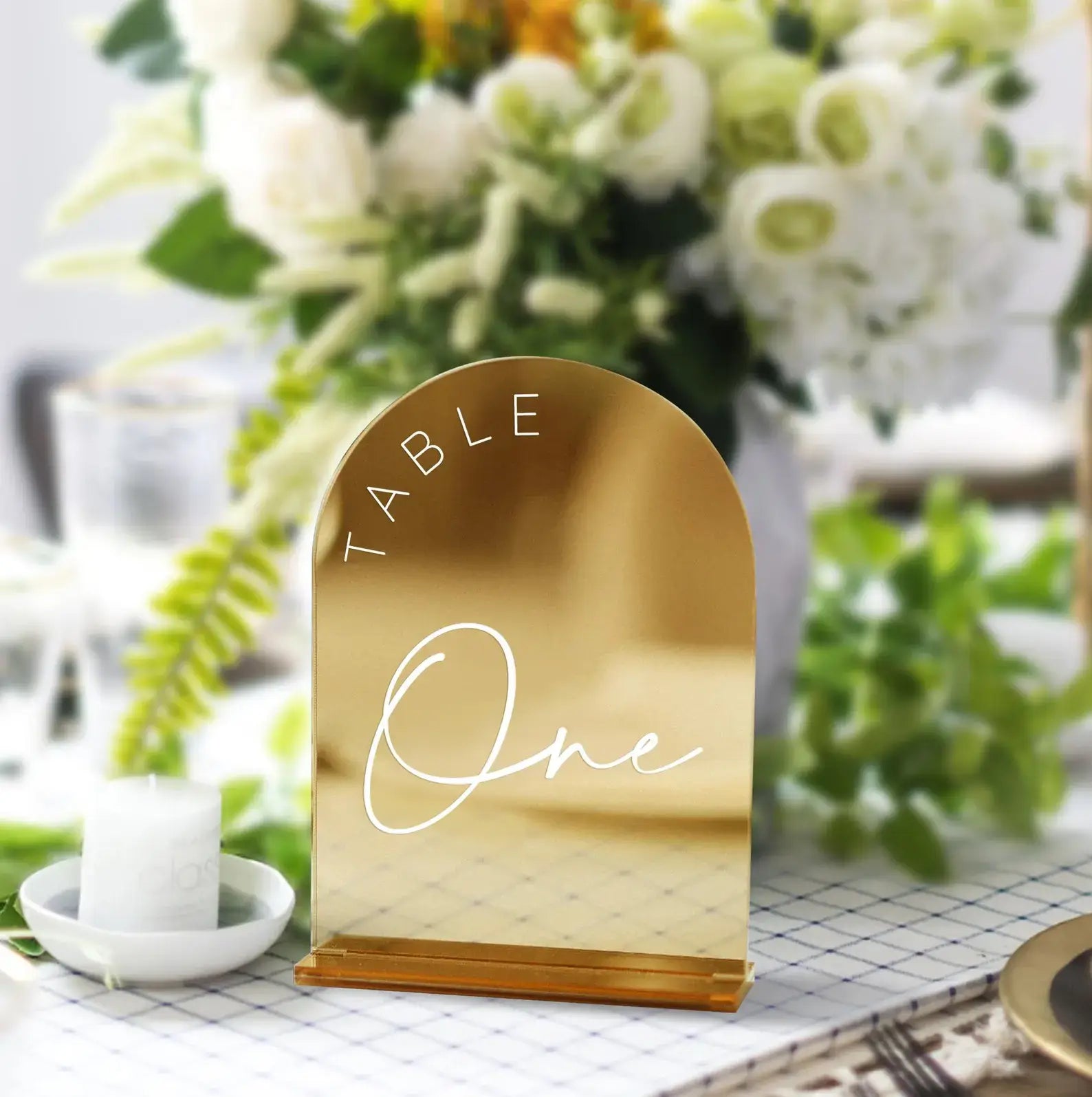 Mirror Arch Acrylic Table Number
