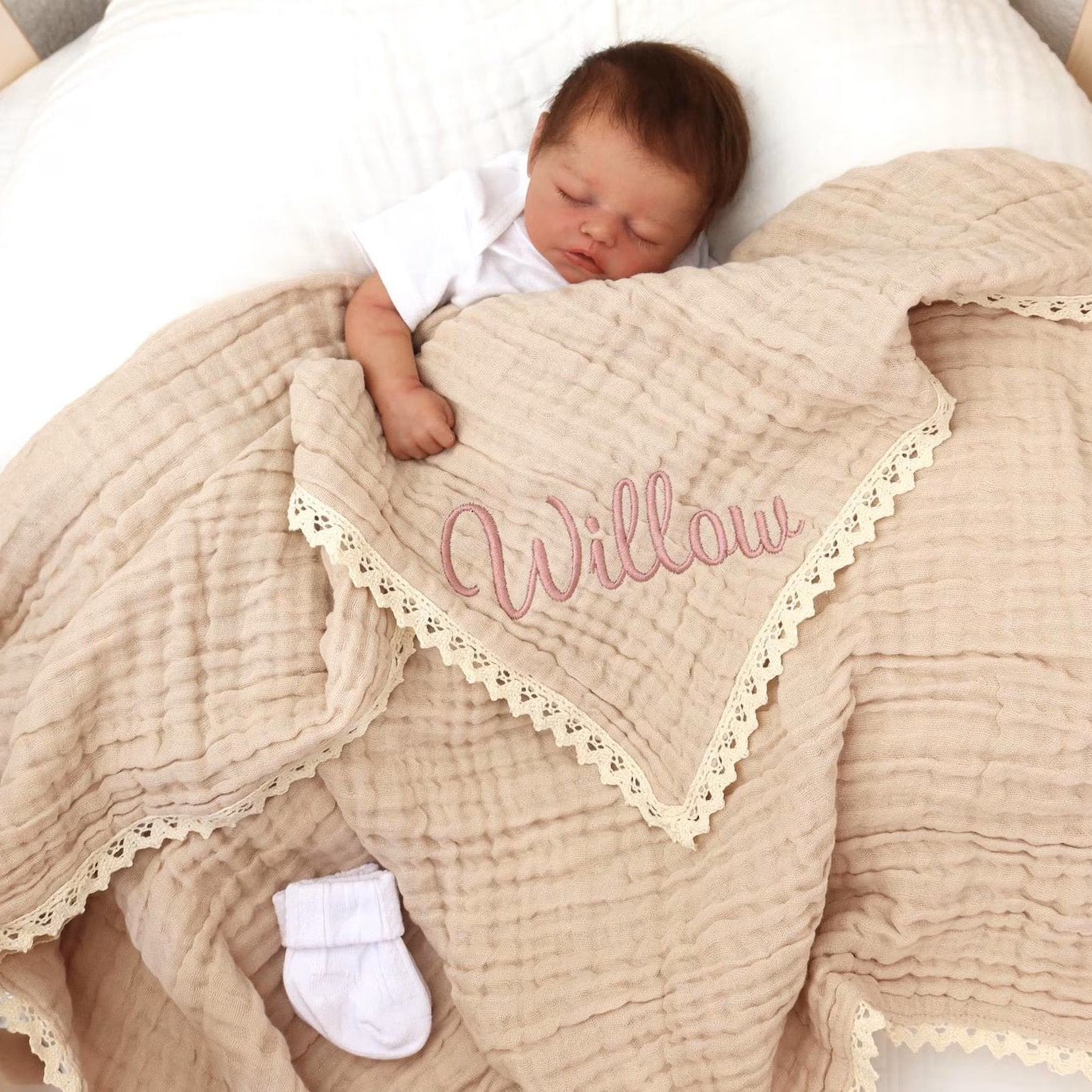 Personalized Baby Blanket – Custom Embroidered Organic Muslin Blanket