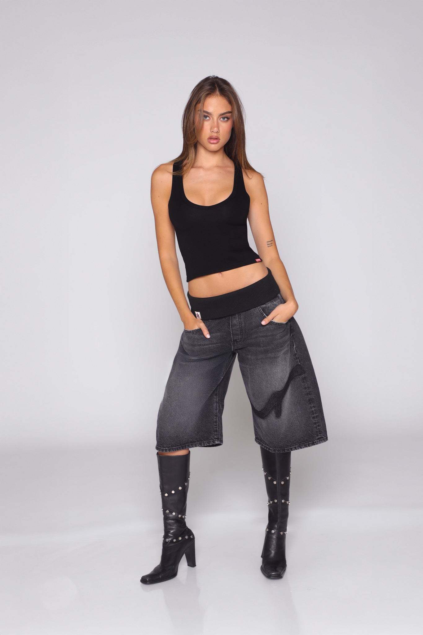 VICE JORT / VINTAGE BLACK