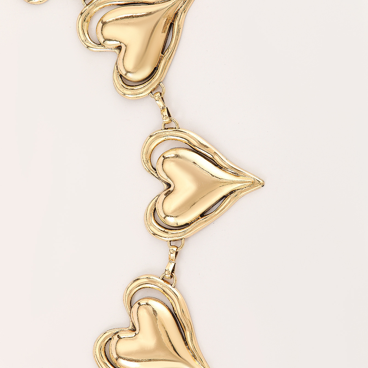 Metal heart-shaped waist chain, versatile belt, waist-cinching accessory