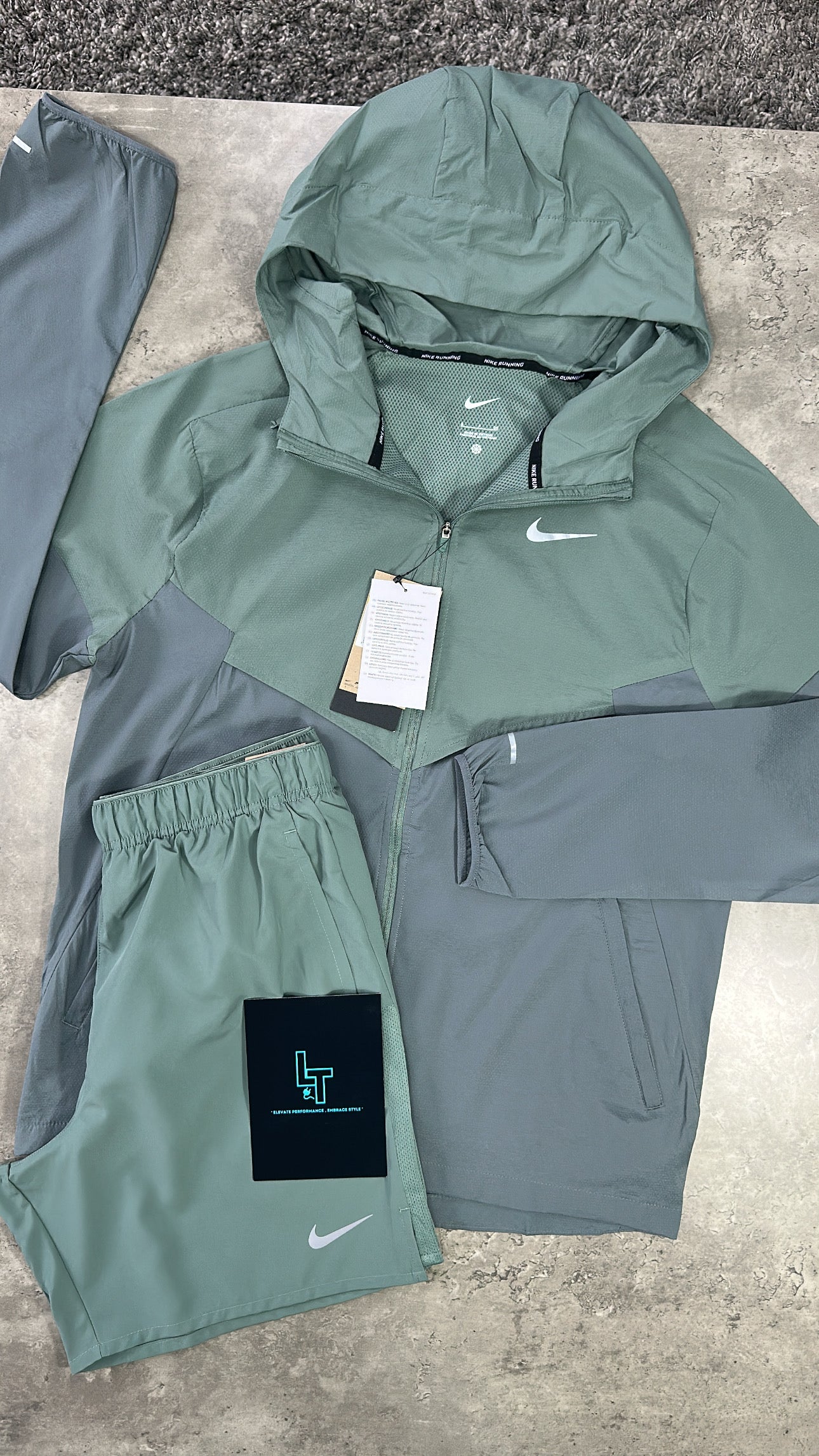 NIKE REPEL CHALLENGER TRACKSUIT - BLACK