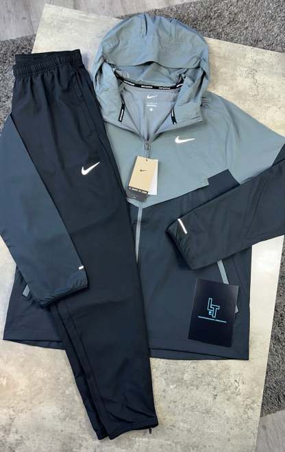 NIKE REPEL CHALLENGER TRACKSUIT - BLACK