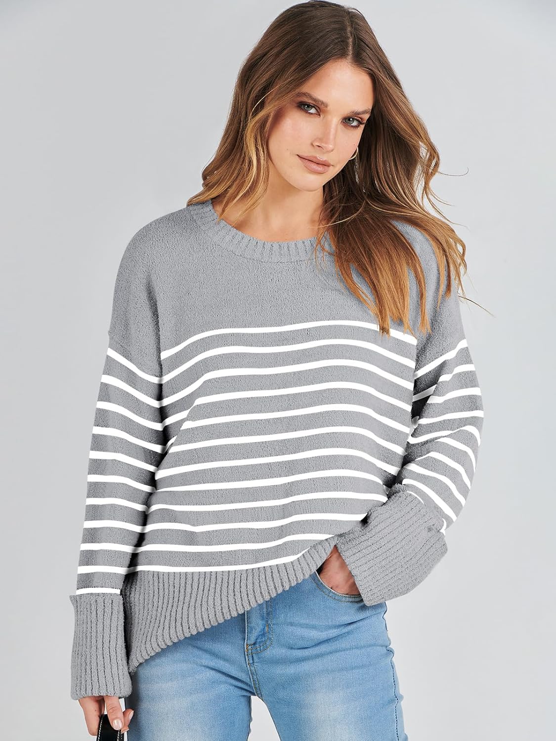 Women's Oversized Sweaters 2025 Long Sleeve Fuzzy Knit Casual Chunky Pullover Sweater Fall Outfits Clothes