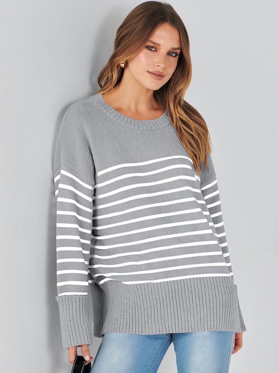 Women's Oversized Sweaters 2025 Long Sleeve Fuzzy Knit Casual Chunky Pullover Sweater Fall Outfits Clothes