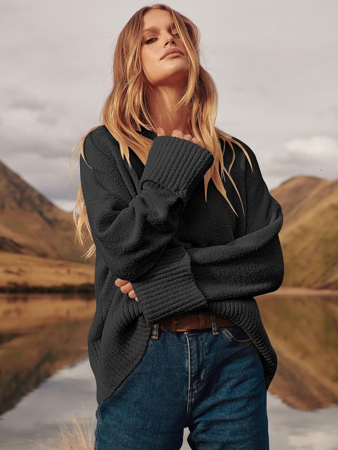 Women's Oversized Sweaters 2025 Long Sleeve Fuzzy Knit Casual Chunky Pullover Sweater Fall Outfits Clothes