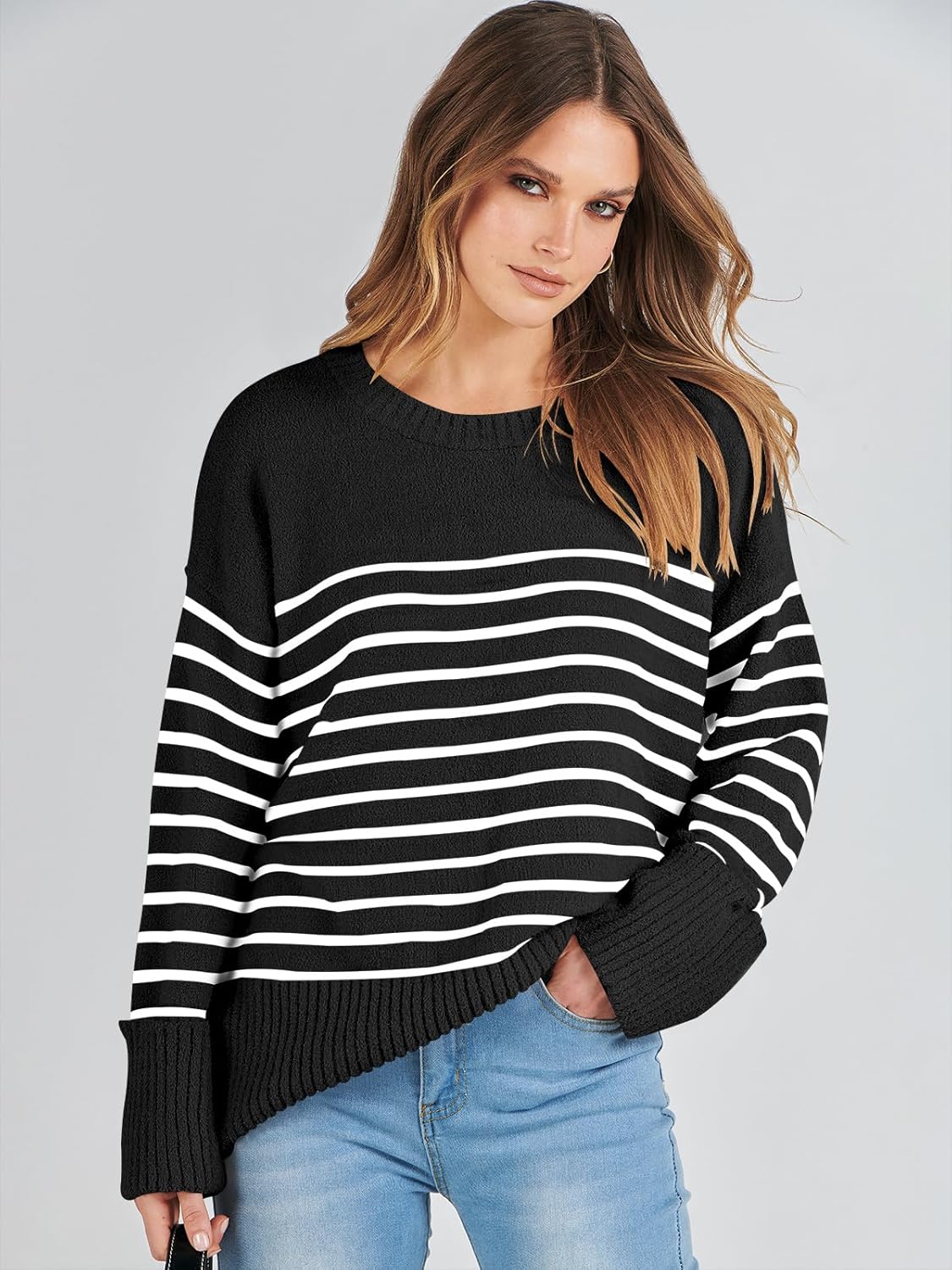 Women's Oversized Sweaters 2025 Long Sleeve Fuzzy Knit Casual Chunky Pullover Sweater Fall Outfits Clothes