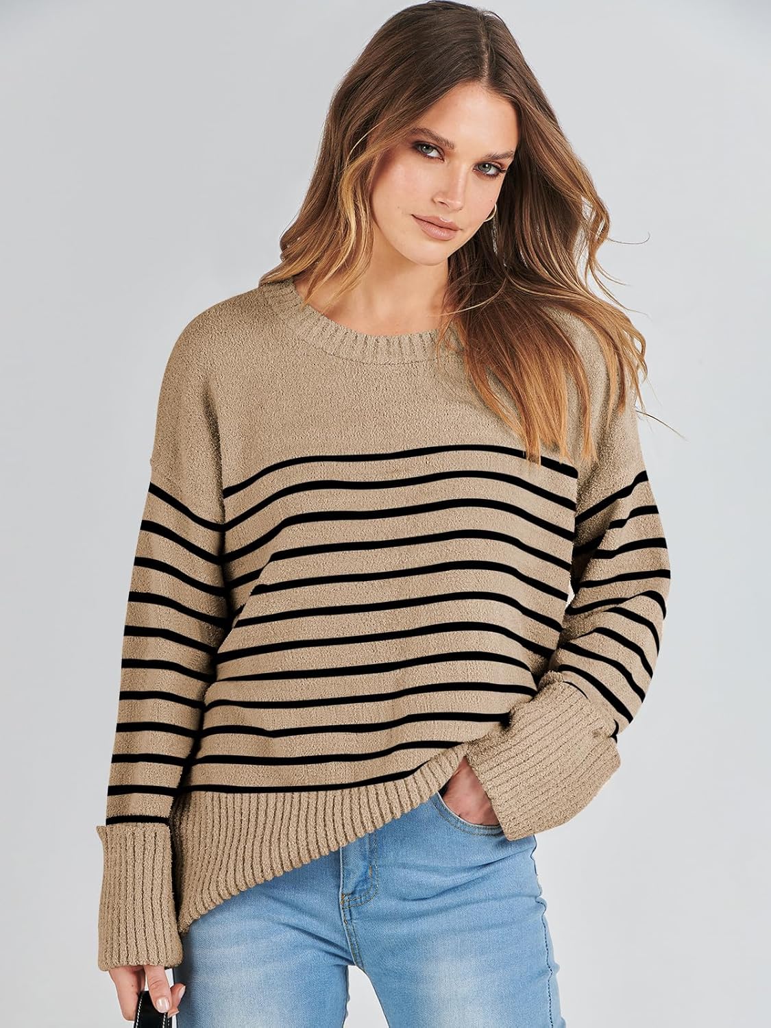 Women's Oversized Sweaters 2025 Long Sleeve Fuzzy Knit Casual Chunky Pullover Sweater Fall Outfits Clothes