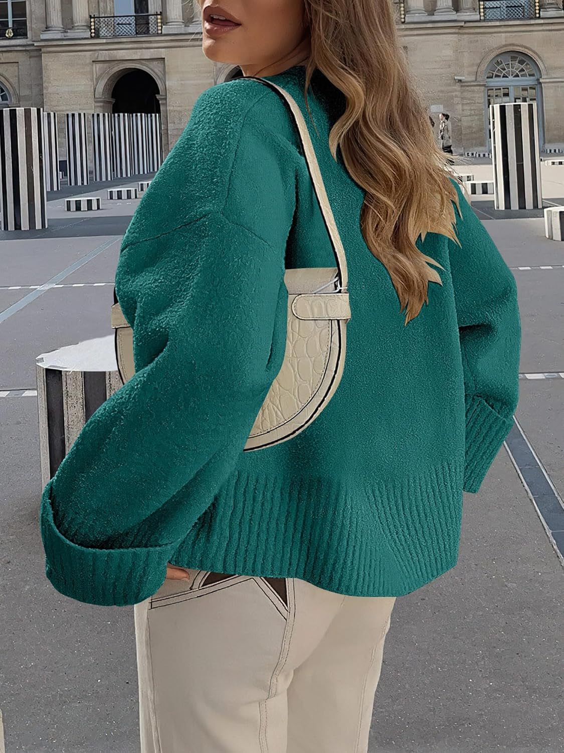 Women's Oversized Sweaters 2025 Long Sleeve Fuzzy Knit Casual Chunky Pullover Sweater Fall Outfits Clothes