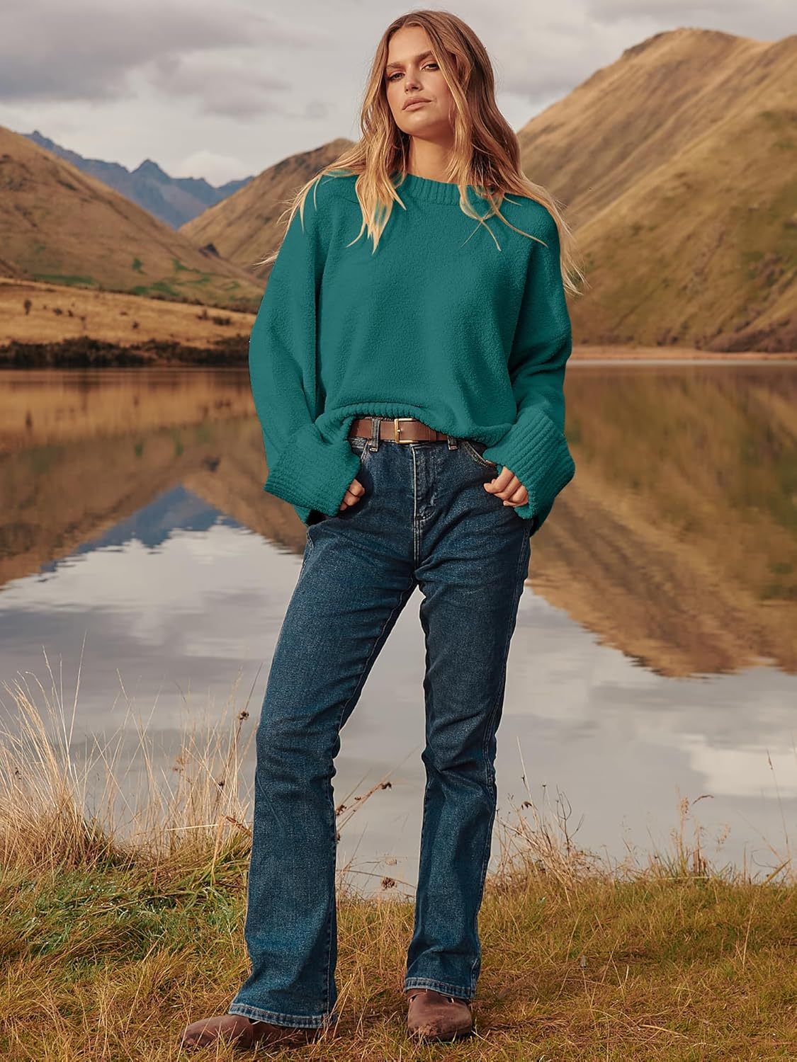 Women's Oversized Sweaters 2025 Long Sleeve Fuzzy Knit Casual Chunky Pullover Sweater Fall Outfits Clothes