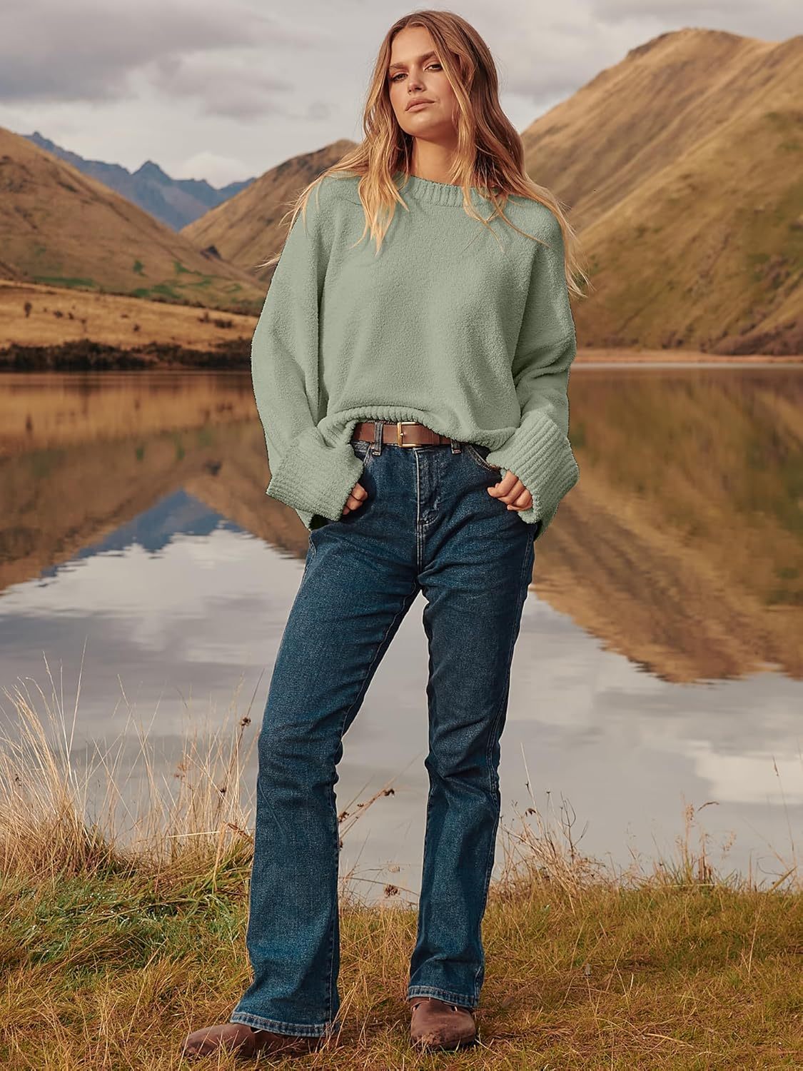 Women's Oversized Sweaters 2025 Long Sleeve Fuzzy Knit Casual Chunky Pullover Sweater Fall Outfits Clothes