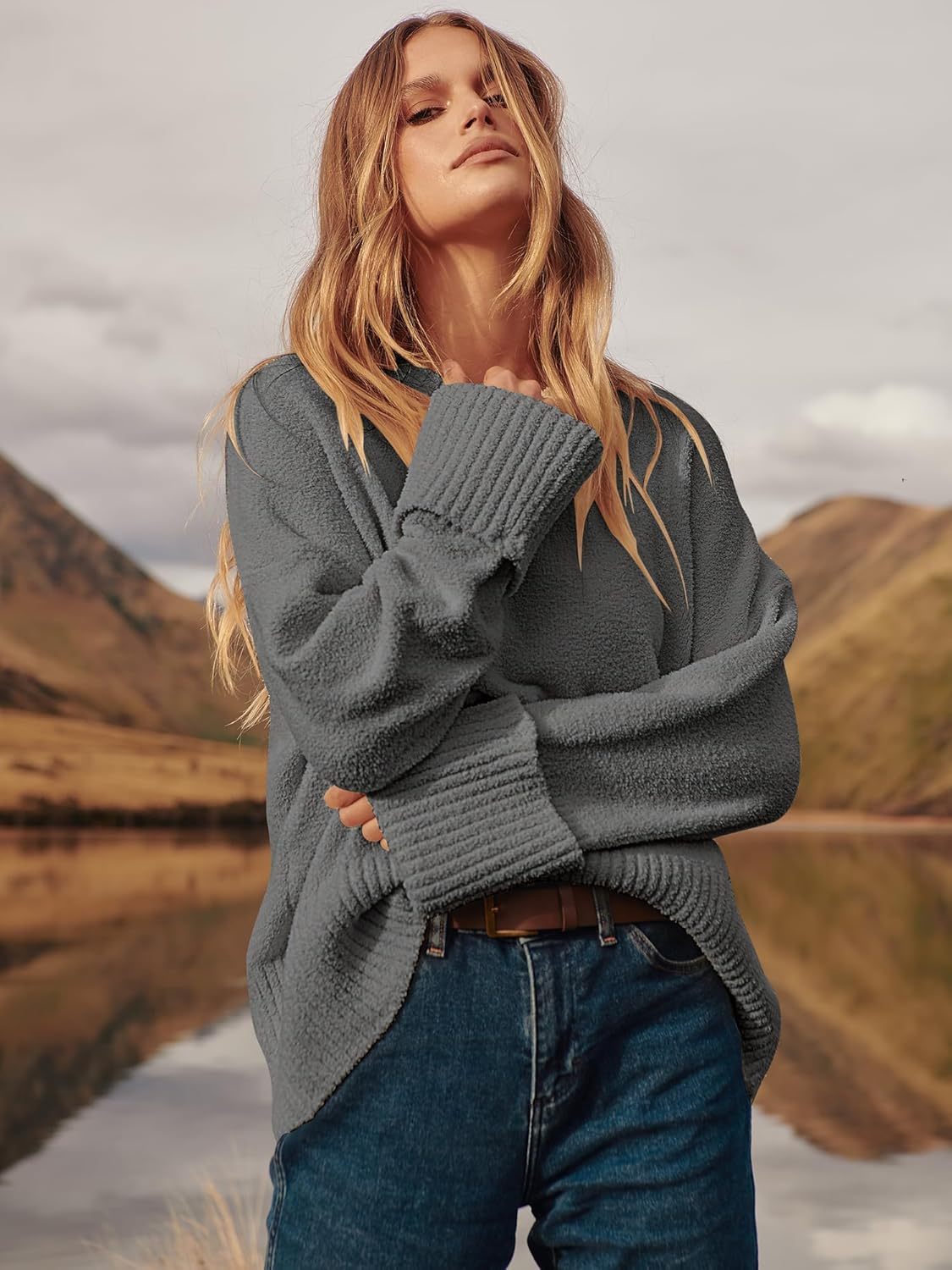 Women's Oversized Sweaters 2025 Long Sleeve Fuzzy Knit Casual Chunky Pullover Sweater Fall Outfits Clothes